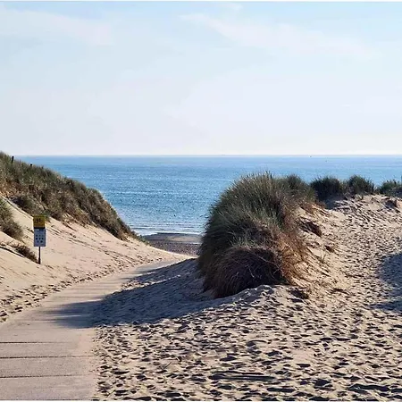 With Garden Near The North Sea Апартаменты